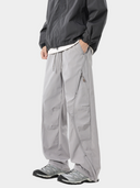 Světle šedá
