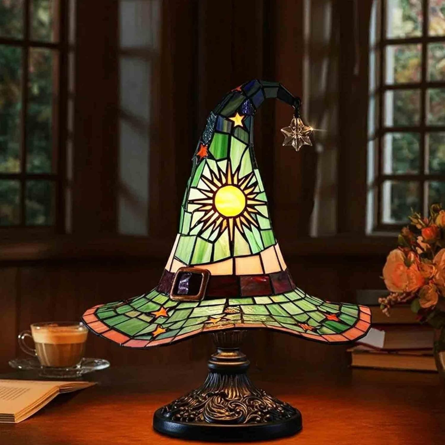 Čarodějnický klobouk - Lampa ve vitrážích